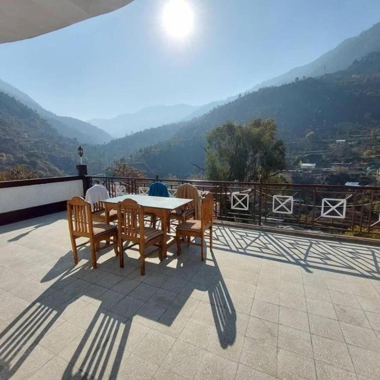 Hotel O Home Tirthan Crest Hostel & Homestay In Jibbi Banjar Экстерьер фото